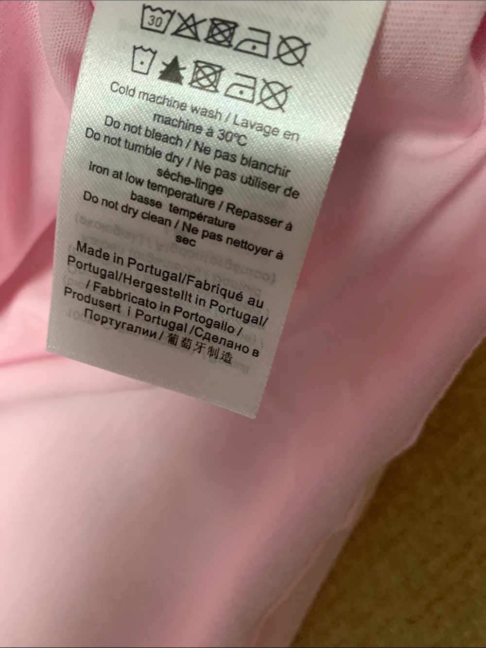 GANNI Pink Cherry Long-Sleeve Graphic Crewneck shirt Tee size Medium - Picture 6 of 6